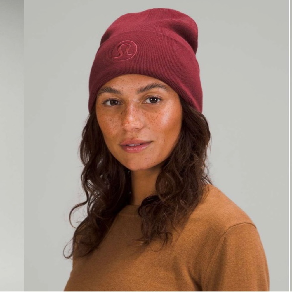lululemon beanie